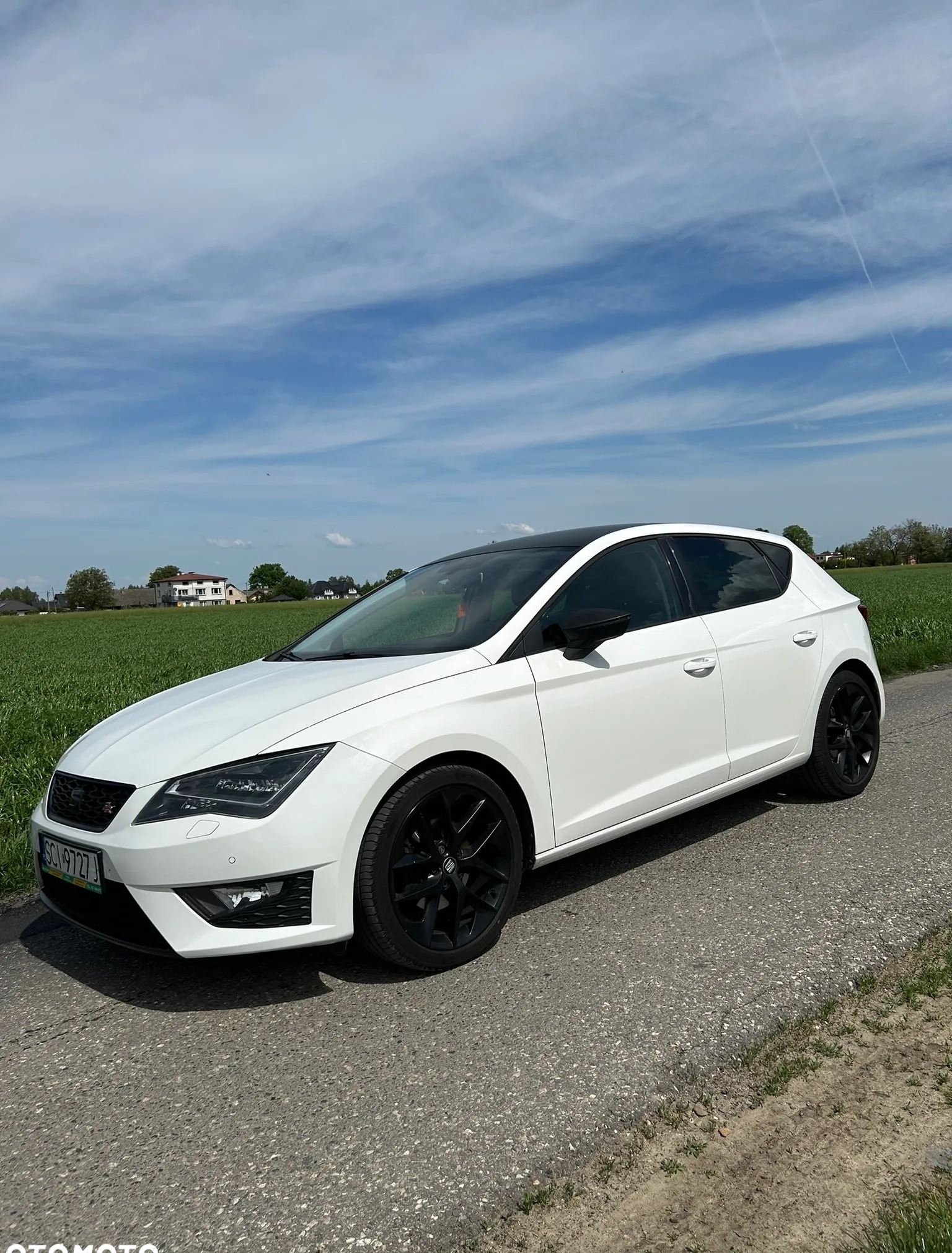 Seat Leon cena 52500 przebieg: 148000, rok produkcji 2016 z Ustroń małe 92